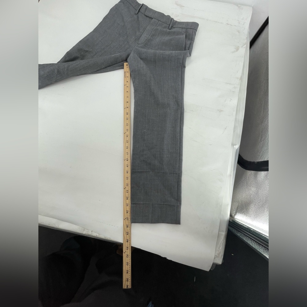 Gucci Women’s Gray Dress Pants - Picture 7 of 7